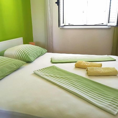 Apartment Vucic Makarska Eksteriør billede