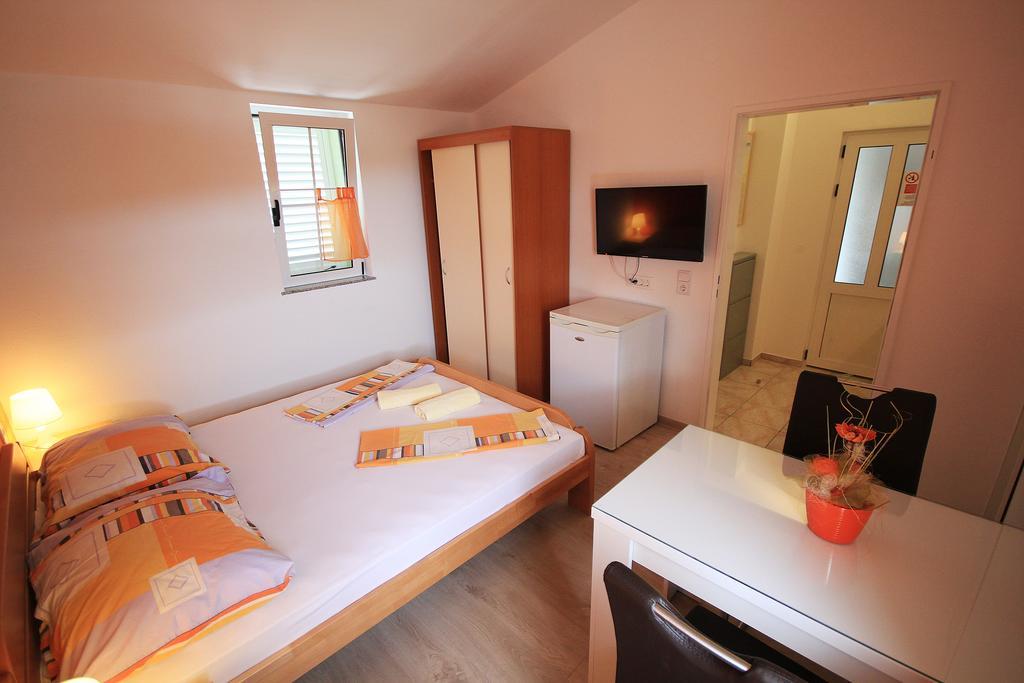 Apartment Vucic Makarska Eksteriør billede
