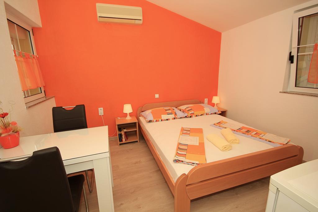 Apartment Vucic Makarska Eksteriør billede